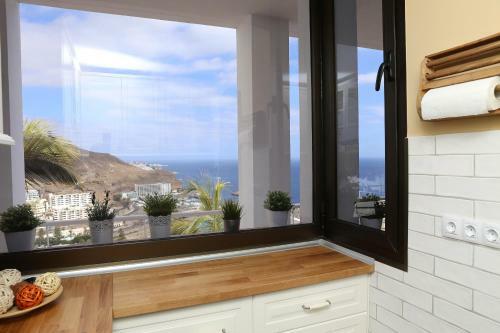 Apartamento Avenida de La Cornisa 11