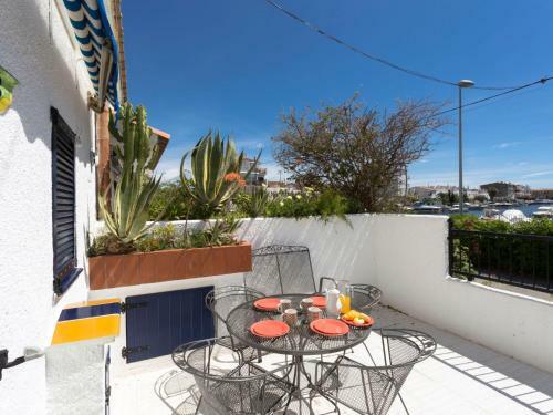 Holiday Home Currican