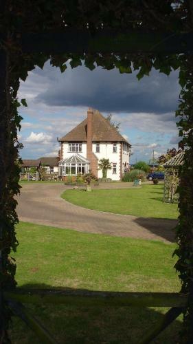 Hostal Elmcroft Guest House