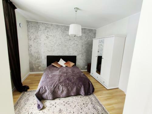 Apartamento Comfortable Home In Otep�� Downtown, Fireplace And Garden
