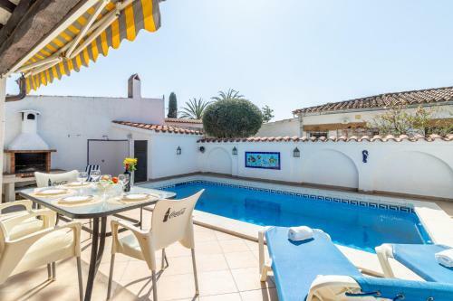 Goldhome - Requesens