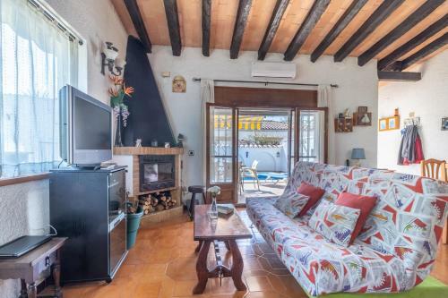 Goldhome - Requesens
