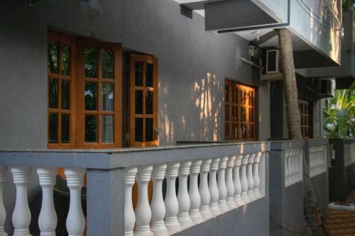 Hostal The Sovereign Villa