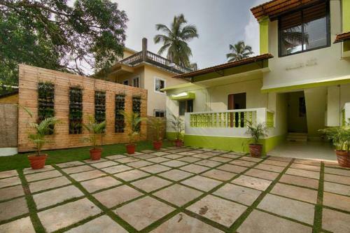 4 Bhk Villa With Private Pool