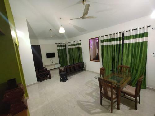 Apartamento Aashirwad Villa