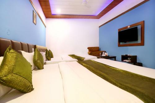 Hotel Seven