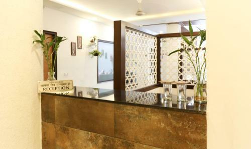 Hotel Seven