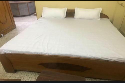 Pop 85152 Hotel Sameer Residency