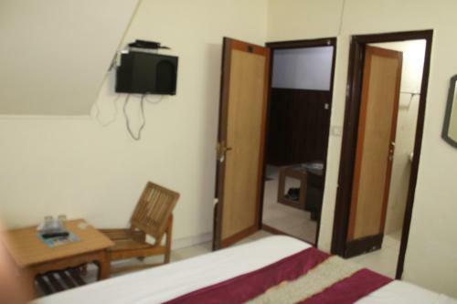 Hotel Diamond Palace