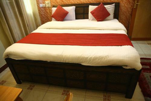 Hotel Diamond Palace