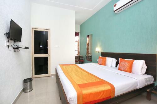 Oyo Flagship 11502 Hotel Grande