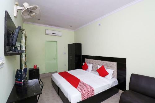 Hotel Oyo Flagship 23686 Ur Guest House