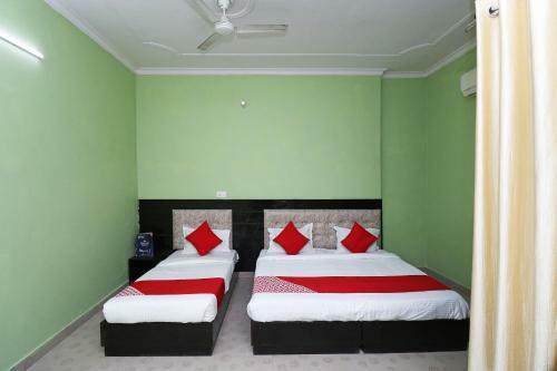 Hotel Oyo Flagship 23686 Ur Guest House