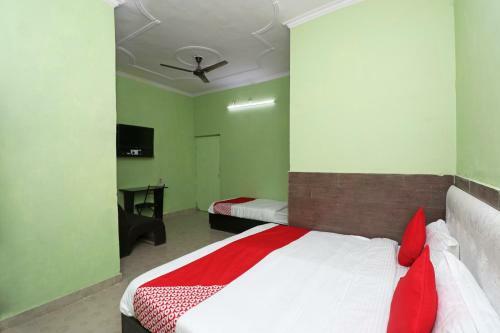 Hotel Oyo Flagship 23686 Ur Guest House