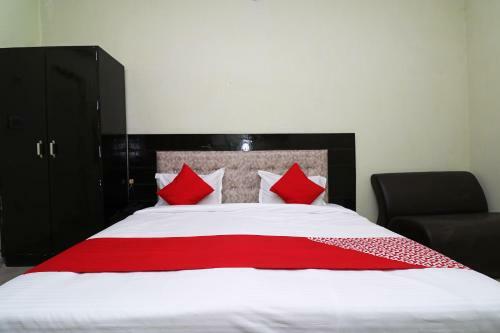 Hotel Oyo Flagship 23686 Ur Guest House
