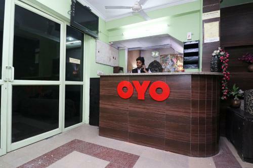 Hotel Oyo Flagship 23686 Ur Guest House