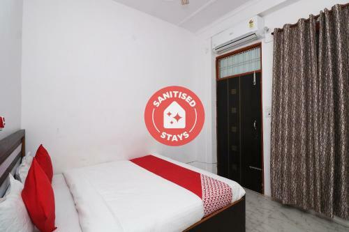 Hotel Oyo 18395 Star Palace