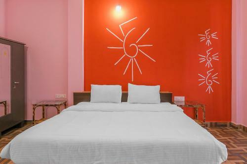Hotel Capital O 84485 Morjim Beach Grand