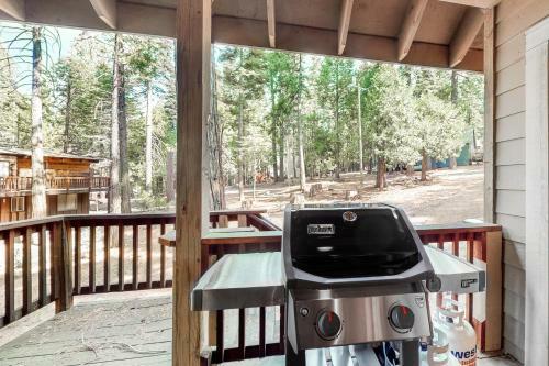 Pine Tree Lodge