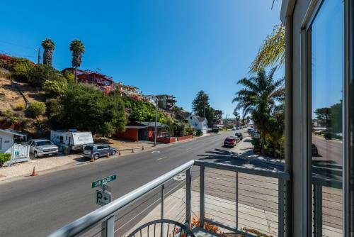 215 San Miguel