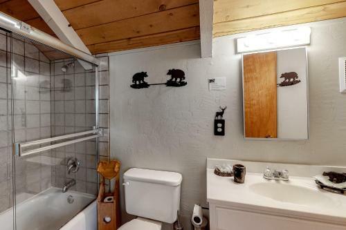 Beary Happy Cabin