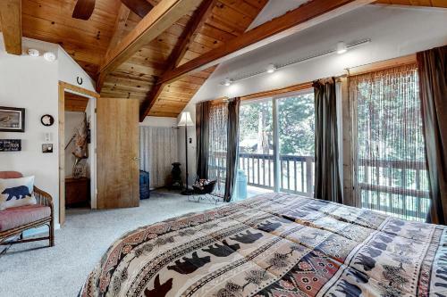 Beary Happy Cabin