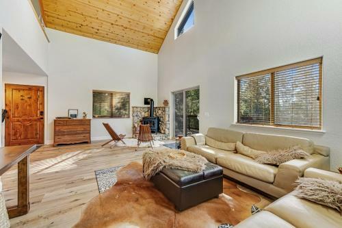 Blue Mountain Hideaway