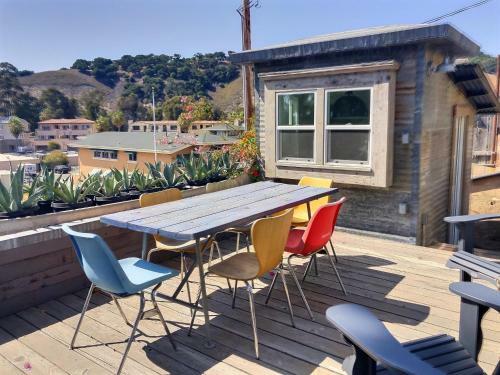 Boho Beach Shack - 2 Bdrm