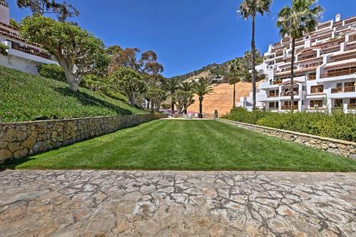 Oceanfront Villa With One Of A Kind Amazing View!!
