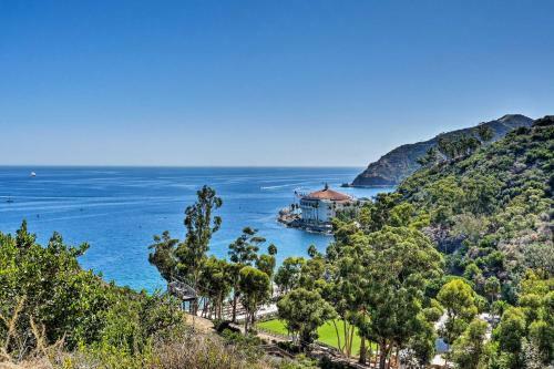 Oceanfront Villa With One Of A Kind Amazing View!!