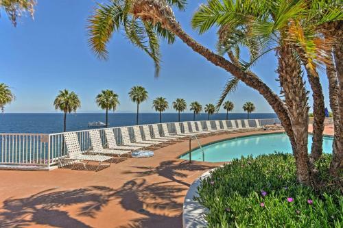 Oceanfront Villa With One Of A Kind Amazing View!!