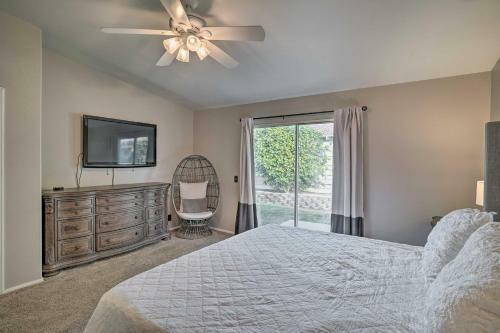 Bermuda Dunes Retreat - Golf, Hike, Explore!
