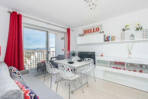 Apartamento Primera Linea de Mar, Vistas, Centro, (Silv-13)