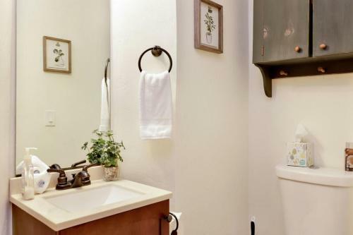 Neverland Cabin #2011 By Big Bear Vacations