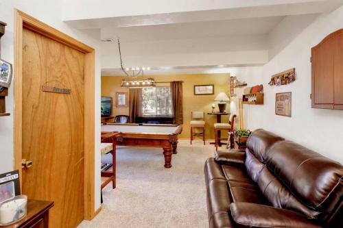 Neverland Cabin #2011 By Big Bear Vacations
