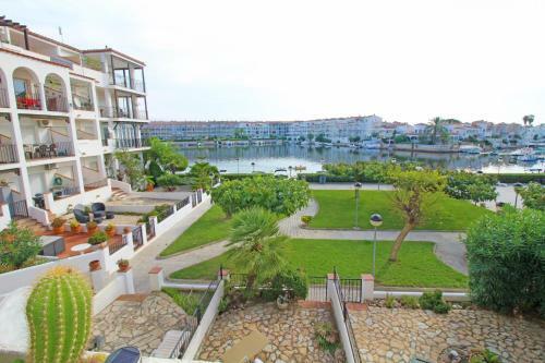 Apart-rent Apartment Sant Maurici 0185