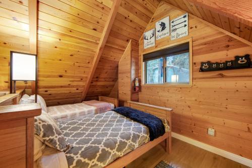 Little Foot Cabin