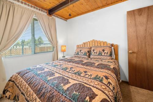 Lazy Bear Cabin
