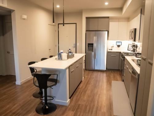 Apartamento Smart & Luxurious ~ Mins To Disney ~ Queen Beds