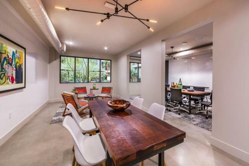 Apartamento Smart & Luxurious ~ Mins To Disney ~ Queen Beds