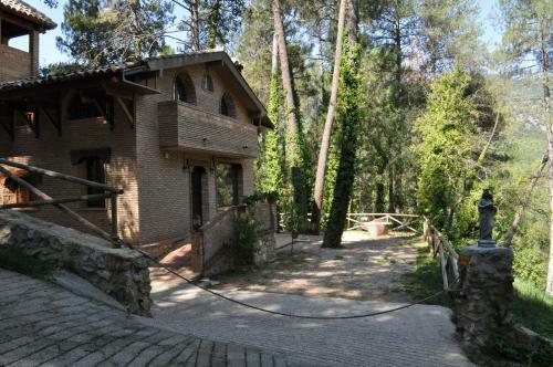 Casa Rural Ermita Santa Maria de La Sierra