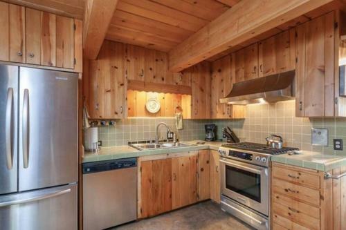 Memories In The Making At The Moonridge Cabin!