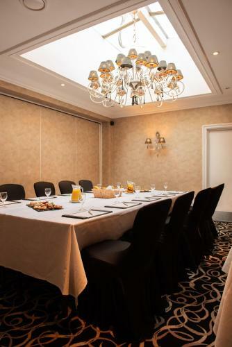 Kings Hotel