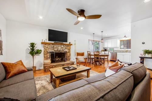 Bearfoot Summit Haus