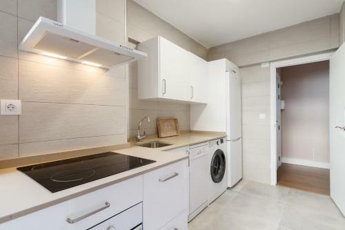 Apartamento C�modo Y Luminoso A 5 Min de La Playa
