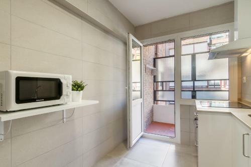 Apartamento C�modo Y Luminoso A 5 Min de La Playa