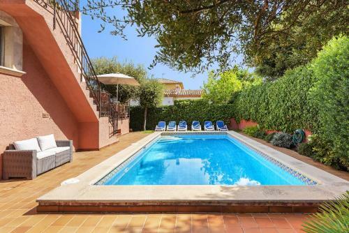 New! Villa Ramis