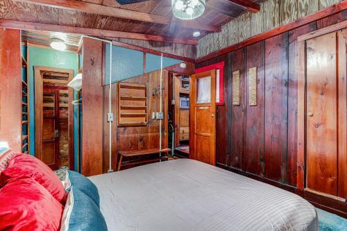 Hobbit House In Big Bear