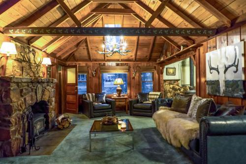 Hobbit House In Big Bear