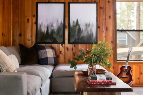 Cougar Rd - Cougar Lodge